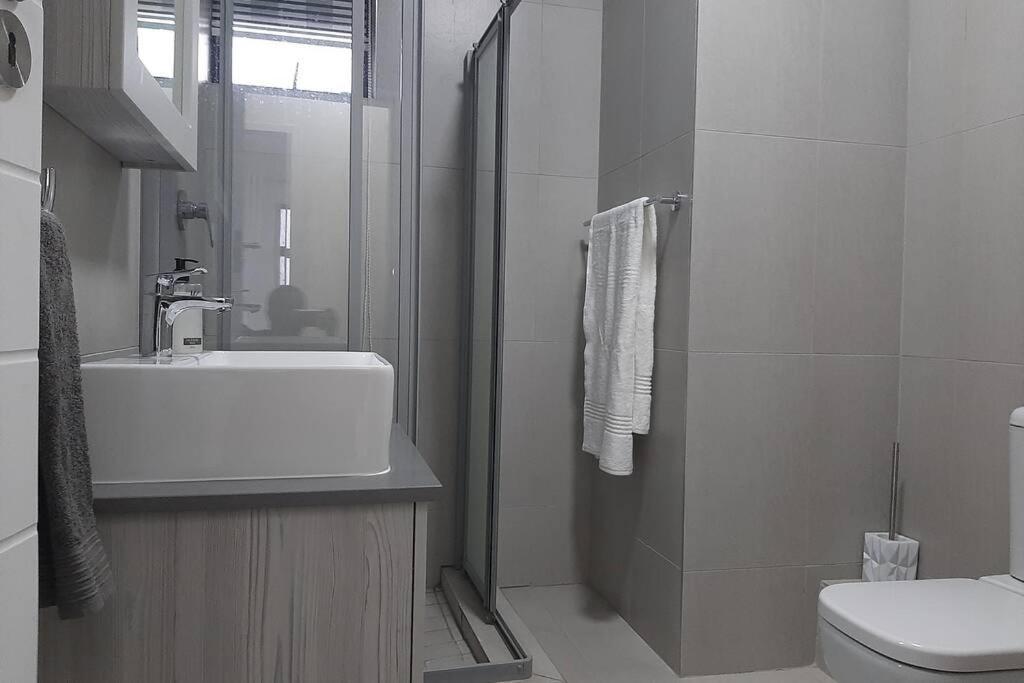 Mikeys Place On New: 2Bed2Bath No.1 With Free Wifinetflix Midrand Dış mekan fotoğraf